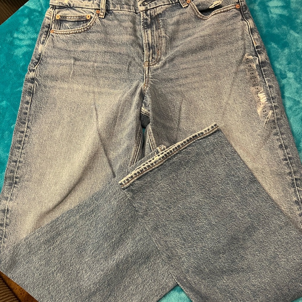 American Eagle Jeans. Size 14.